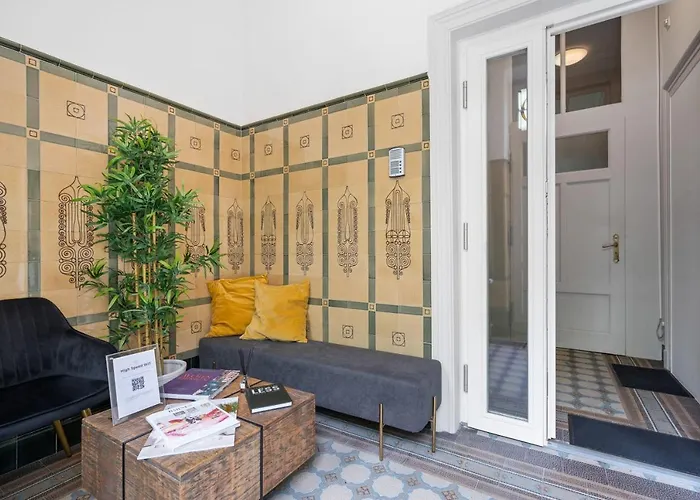 Charming Room With Balcony In Center